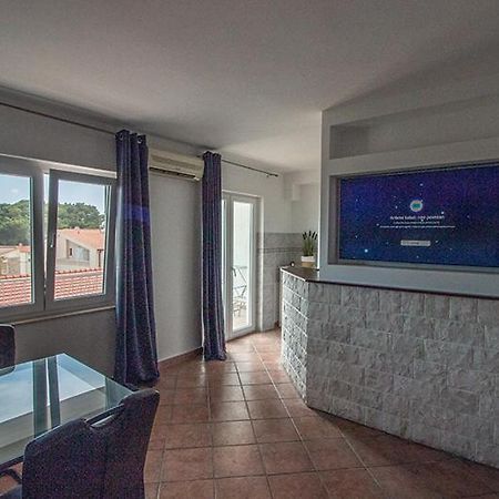 Apartment Zvjezdana Omiš Esterno foto