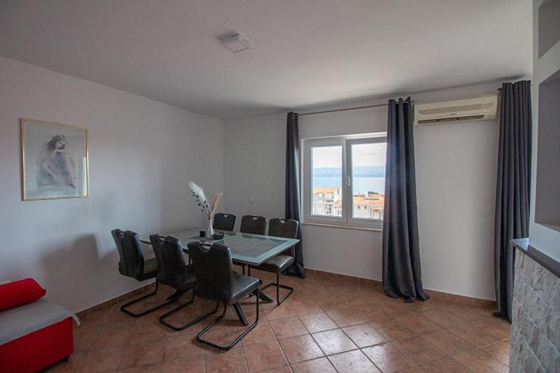 Apartment Zvjezdana Omiš Esterno foto